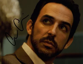 Amir Arison autograph