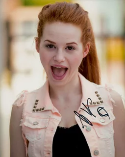 Madelaine Petsch autograph