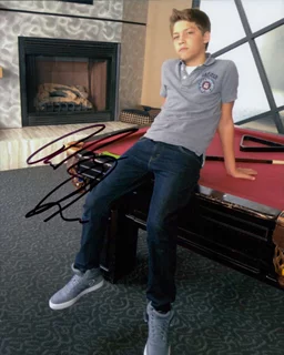 Ricky Garcia autograph