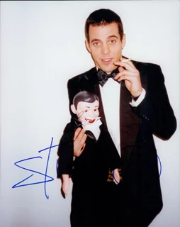 Steve O autograph