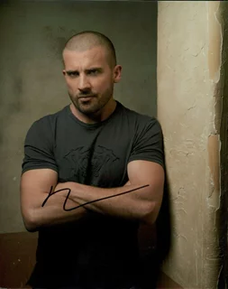 Dominic Purcell autograph