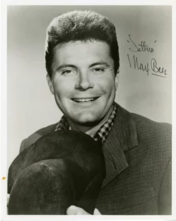 Max Baer Jr. autograph