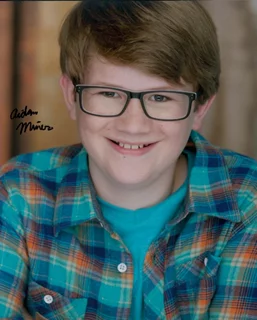 Aidan Miner autograph