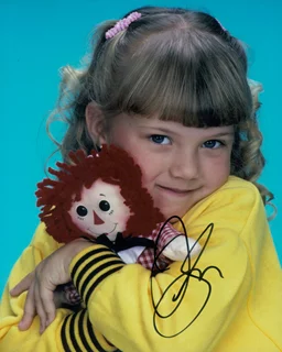 Jodie Sweetin autograph