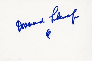 Desmond Llewelyn autograph