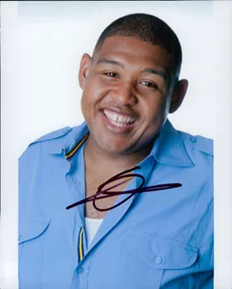 Omar Benson Miller autograph