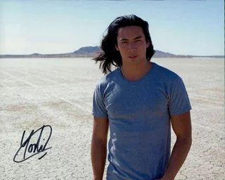 Yoshi Sudarso autograph