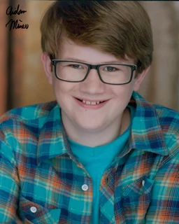 Aidan Miner autograph