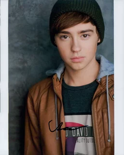 Chad Roberts autograph