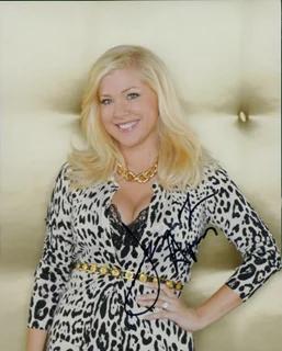 Jennifer Aspen autograph