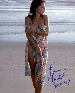 Louann Fernald autograph