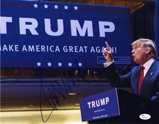 Donald Trump autograph