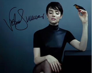 Victoria Summer autograph