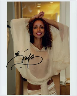 Mya autograph