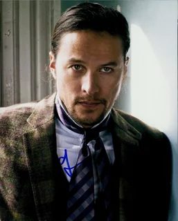 Cary Fukunaga autograph