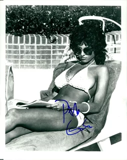 Pam Grier autograph