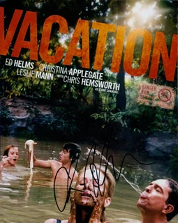 Chris Hemsworth autograph