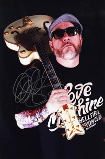 Everlast autograph