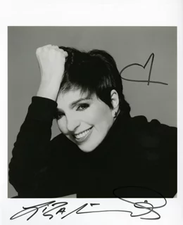 Liza Minnelli autograph