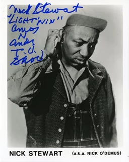 Nick Stewart autograph