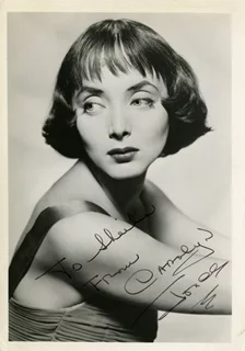 Carolyn Jones autograph