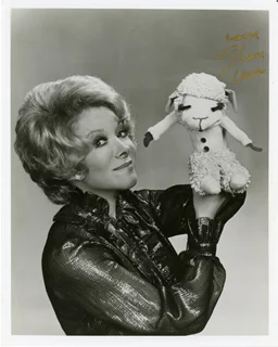 Shari Lewis autograph