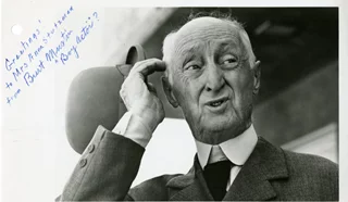 Burt Mustin autograph