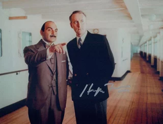 Hugh Fraser autograph