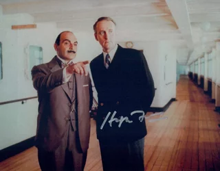 Hugh Fraser autograph