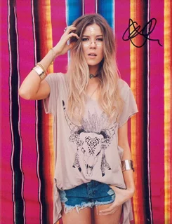 Meghan Rienks autograph