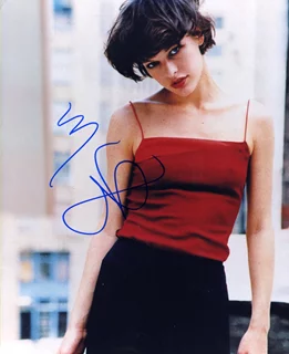 Milla Jovovich autograph