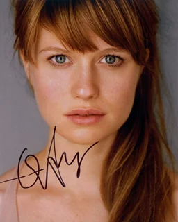 Genevieve Angelson autograph