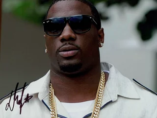 Donovan Carter autograph