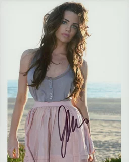 Jillian Murray autograph