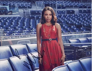 Meagan Holder autograph