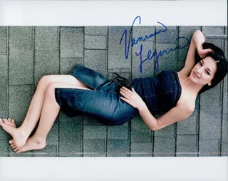 Vanessa Lengies autograph