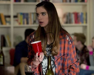 Dylan Gelula autograph