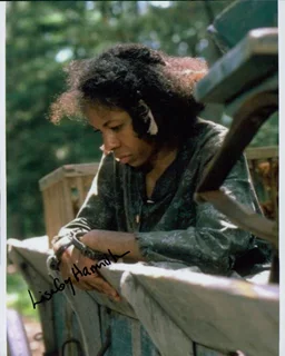 Lisa Gay Hamilton autograph