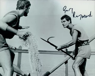 Gary Raymond autograph