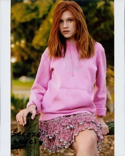 Serena Laurel autograph