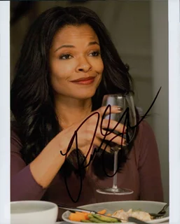 Keesha Sharp autograph