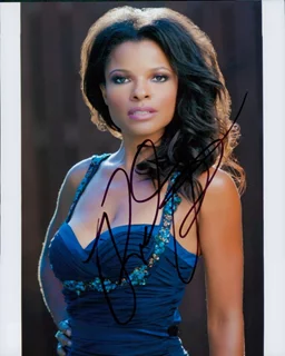 Keesha Sharp autograph