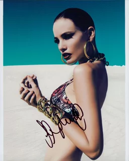 Stephanie Corneliussen autograph