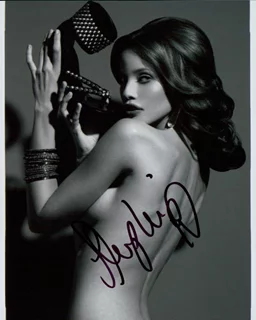 Stephanie Corneliussen autograph