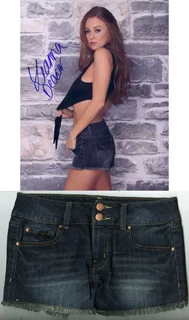 Leanna Decker autograph