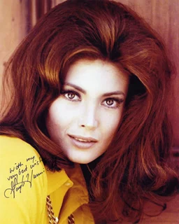 Gayle Hunnicutt autograph