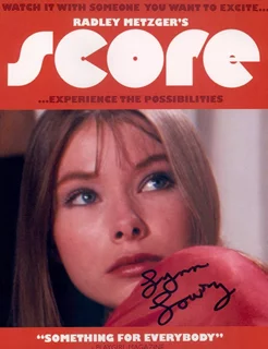 Lynn Lowry autograph