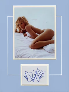 Jessica Alba autograph