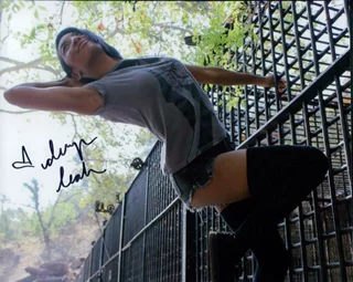 Devyn Leah autograph