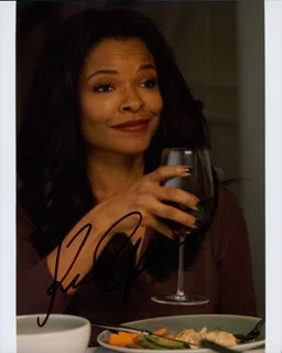 Keesha Sharp autograph